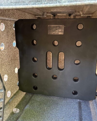 RuffLand Kennels Divider